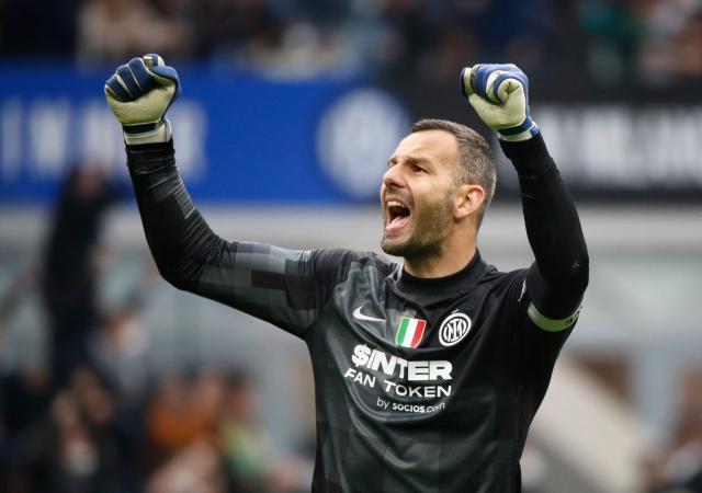 星空体育app官方网站-汉达诺维奇确认退役：是时候停下来了